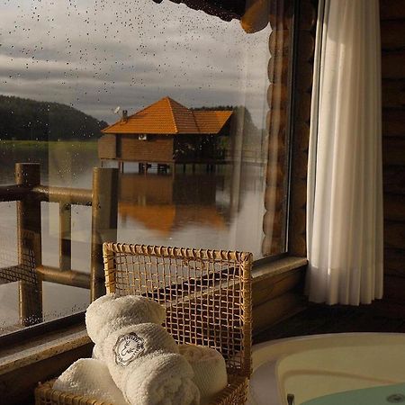 Vira Charme Resort Fernandes Pinheiro Exterior photo