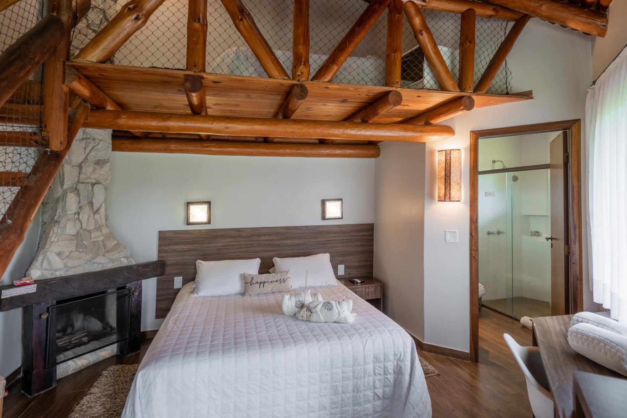 Vira Charme Resort Fernandes Pinheiro Exterior photo