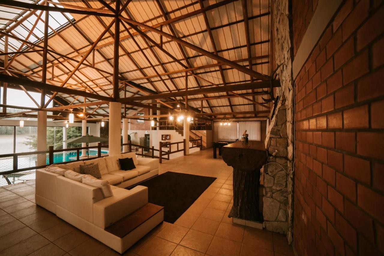 Vira Charme Resort Fernandes Pinheiro Exterior photo
