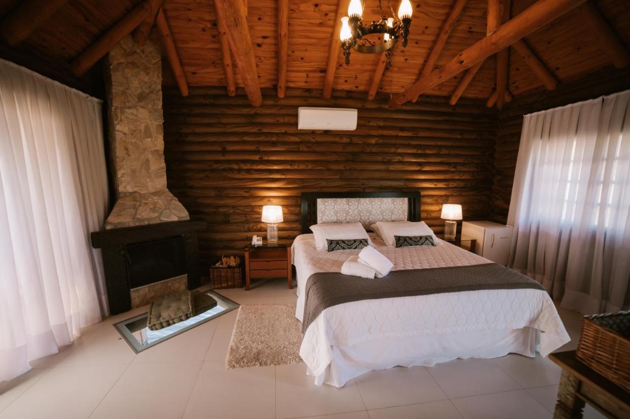 Vira Charme Resort Fernandes Pinheiro Exterior photo