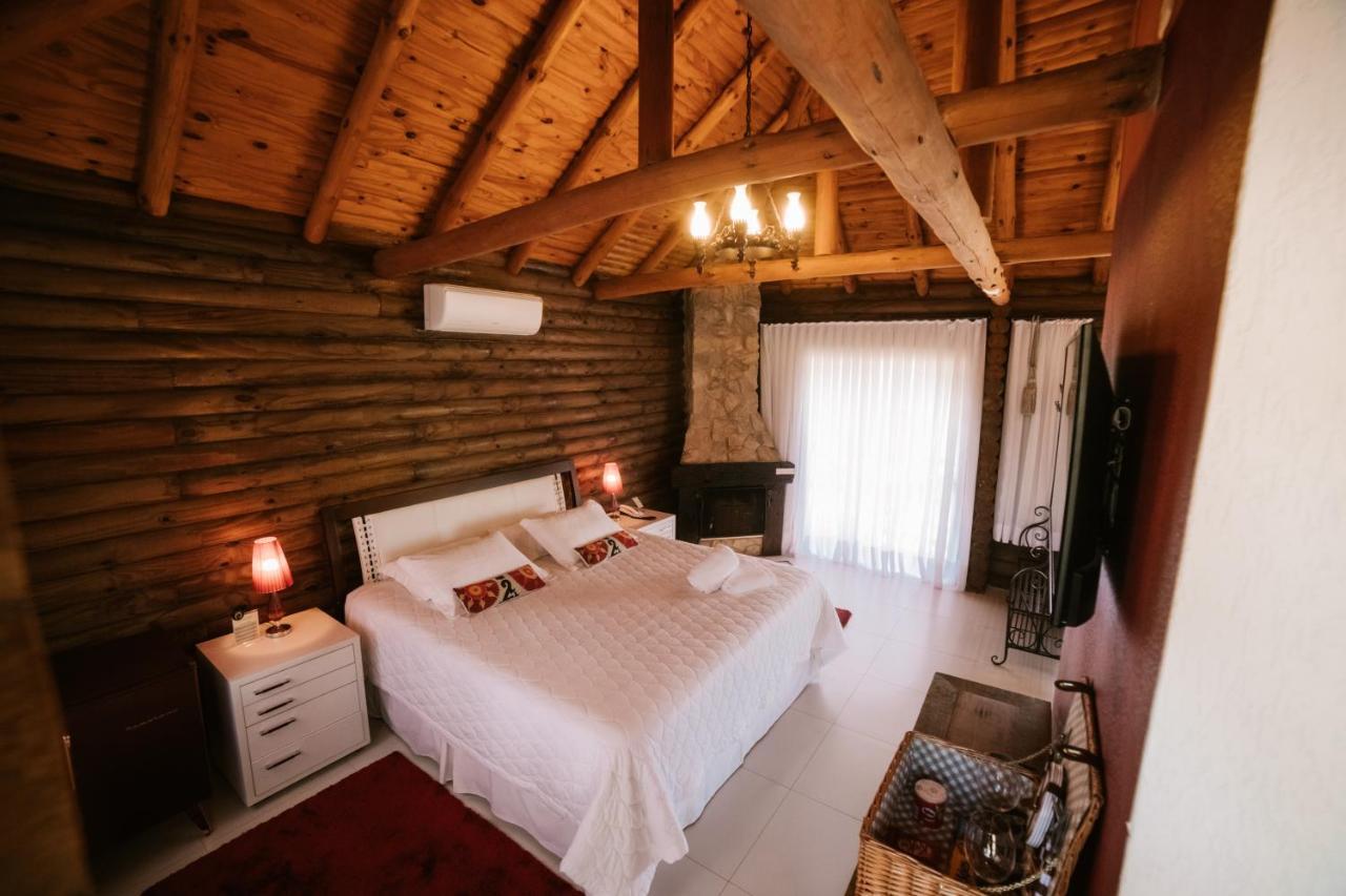 Vira Charme Resort Fernandes Pinheiro Exterior photo