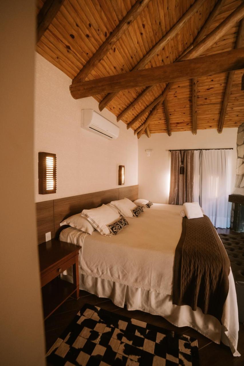 Vira Charme Resort Fernandes Pinheiro Exterior photo