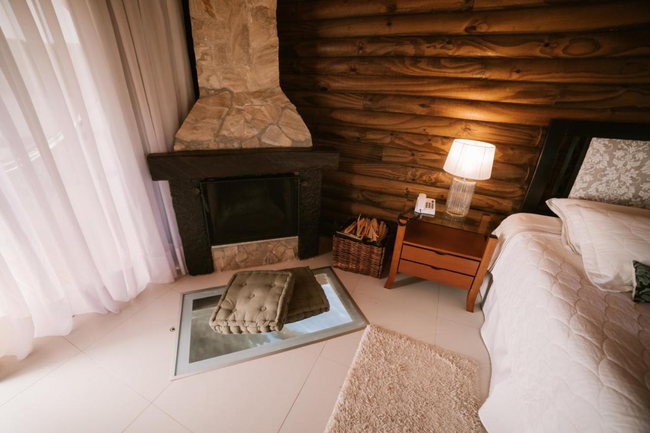 Vira Charme Resort Fernandes Pinheiro Exterior photo