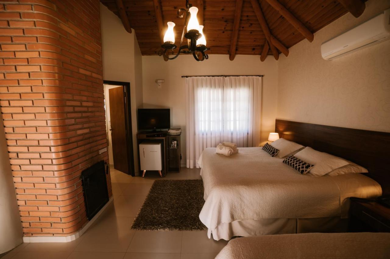 Vira Charme Resort Fernandes Pinheiro Exterior photo