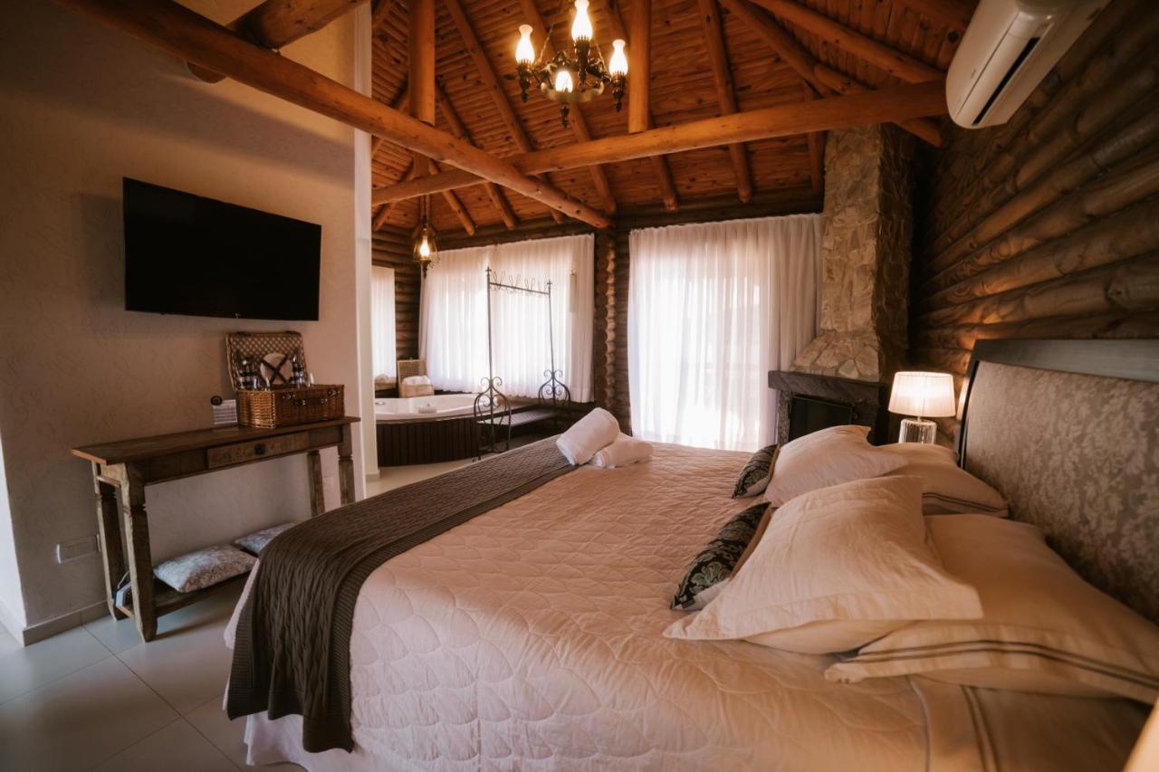 Vira Charme Resort Fernandes Pinheiro Exterior photo
