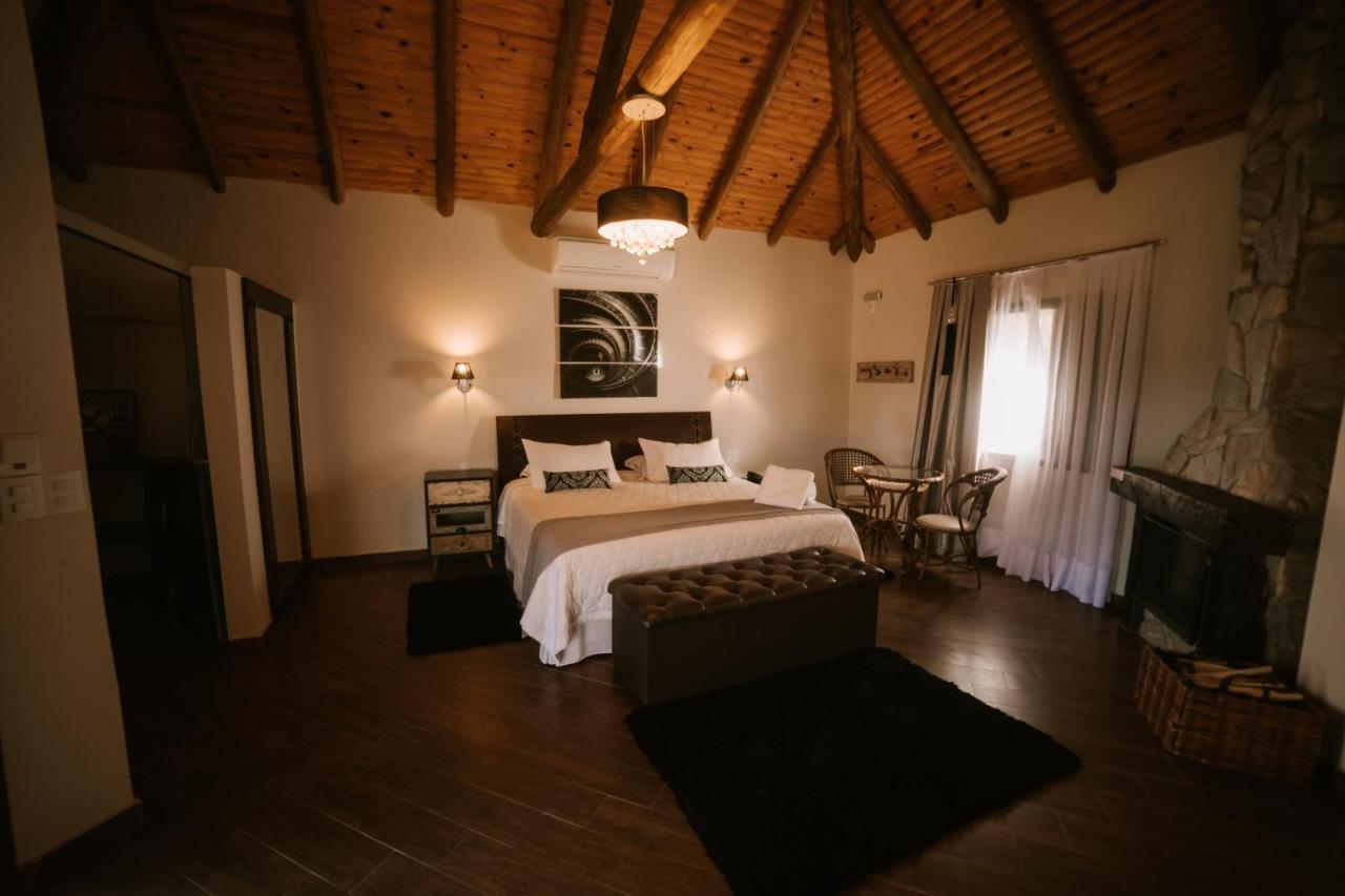 Vira Charme Resort Fernandes Pinheiro Exterior photo