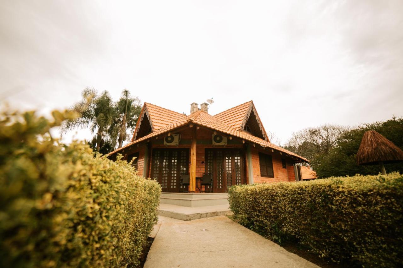 Vira Charme Resort Fernandes Pinheiro Exterior photo